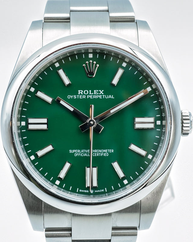 Rolex 124300 Oyster Perpetual 41 with Green Dial