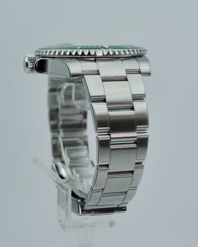 Rolex 116610LV Submariner