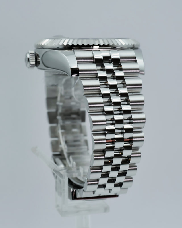 Rolex 336934 Sky-Dweller with Mint Green Dial on Jubilee