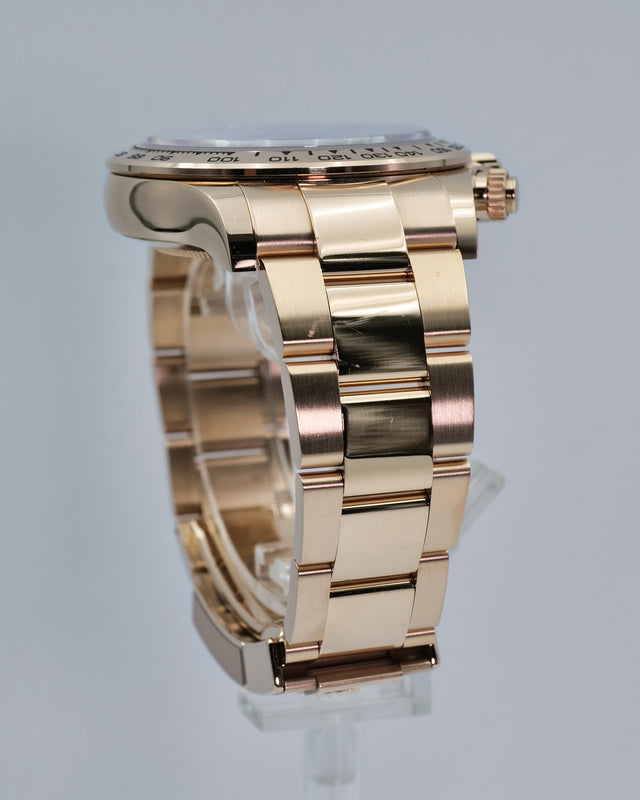 Rolex 116505 Cosmograph Daytona 18K Rose Gold with Black Dial