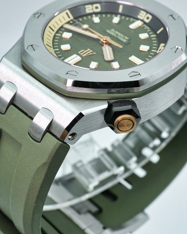 Audemars Piguet 15720ST Royal Oak Offshore Diver with Khaki Green Dial