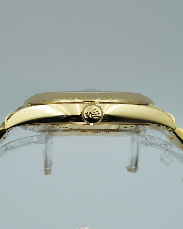 Rolex 228238 Day Date 40 18K Yellow Gold with Champagne Dial