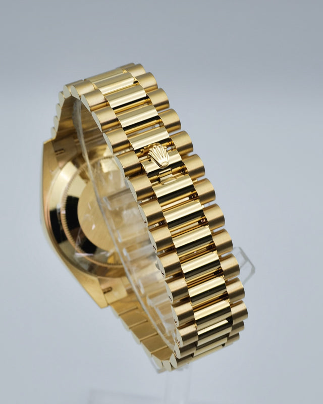 Rolex 228238 Day Date 40 18K Yellow Gold with Champagne Dial