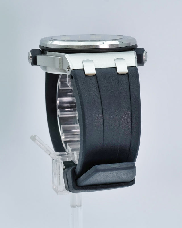 Audemars Piguet 15710ST Royal Oak Offshore Diver with Blue Dial