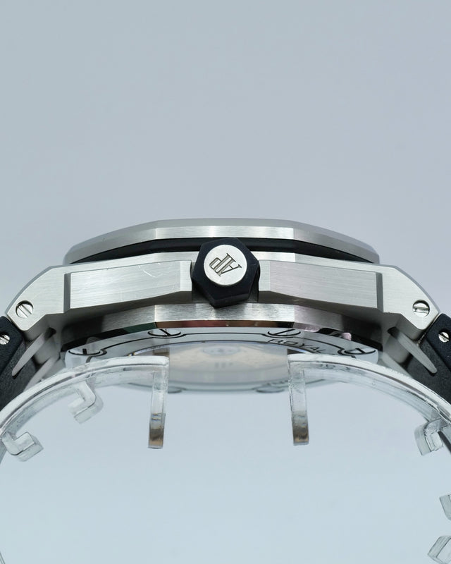 Audemars Piguet 15710ST Royal Oak Offshore Diver with Blue Dial