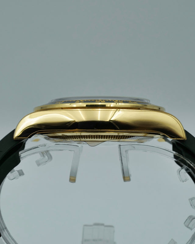 Rolex 126518LN Cosmograph Daytona 18K Yellow Gold with Golden and Bright Black Dial