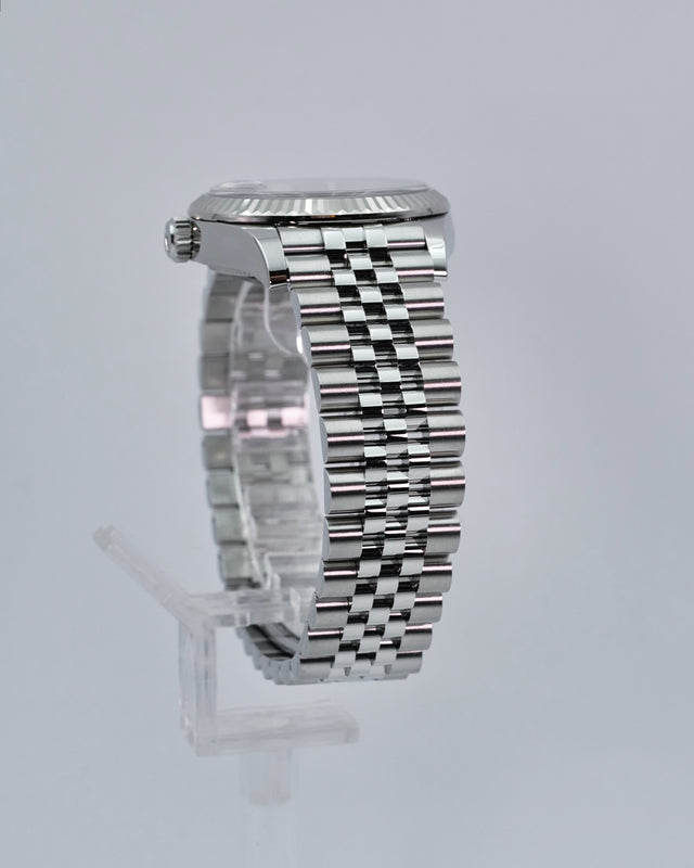 Rolex 278274 Datejust 31 with White Mother-of-pearl Diamond Dial on Jubilee