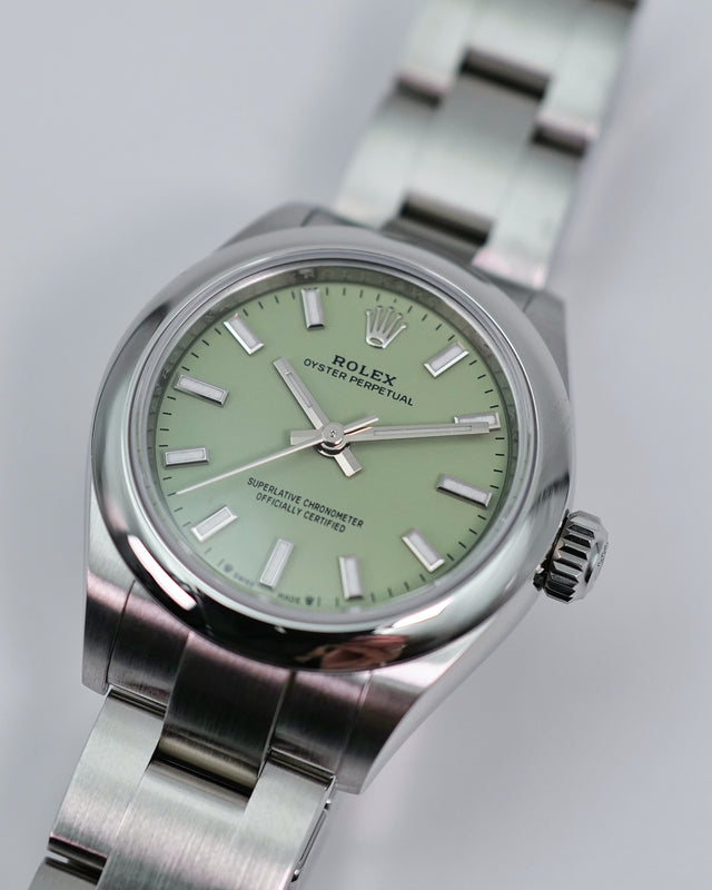 Rolex 276200 Oyster Perpetual 28 with Pistachio Dial