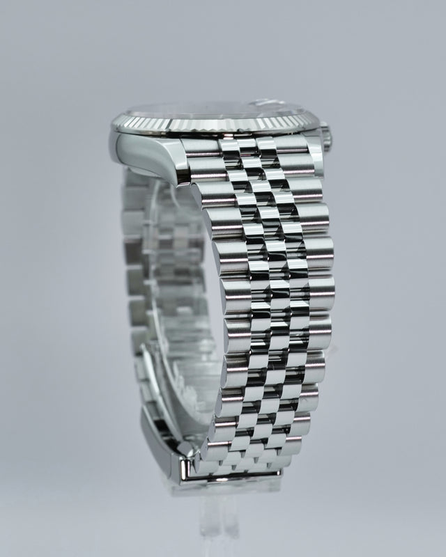 Rolex 126234 Datejust 36 with Purple Dial with "VI" and "IX" in Diamond on Jubilee