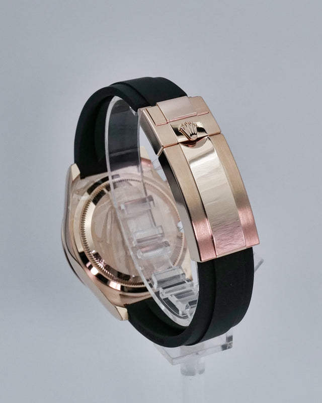 Rolex 126515LN Cosmograph Daytona 18K Rose Gold with Sundust and Bright Black Dial