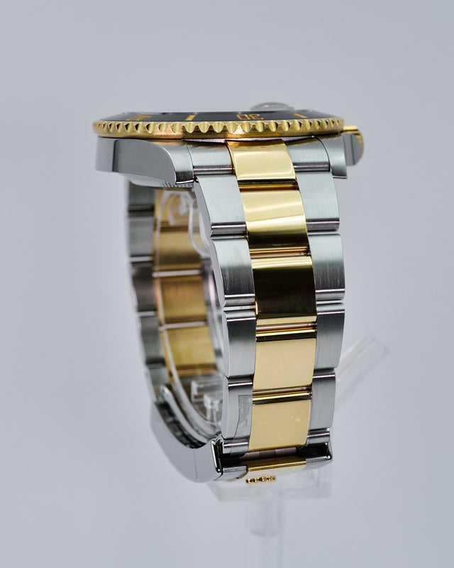 Rolex 126613LN Submariner Date 41 in Oystersteel and Yellow Gold