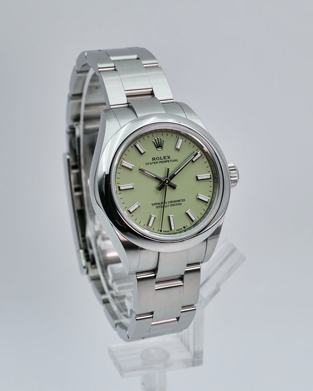 Rolex 276200 Oyster Perpetual 28 with Pistachio Dial