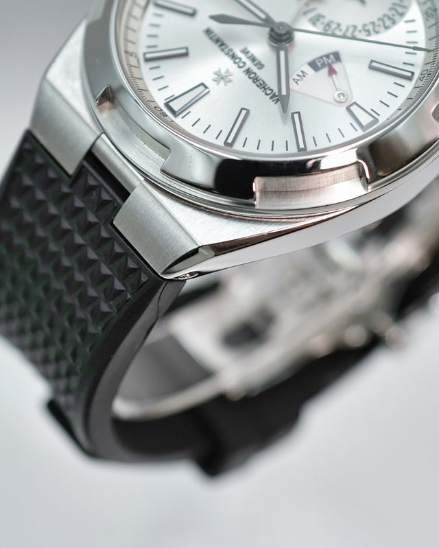 Vacheron Constantin 7900V Overseas Dual Time with Silver Dial